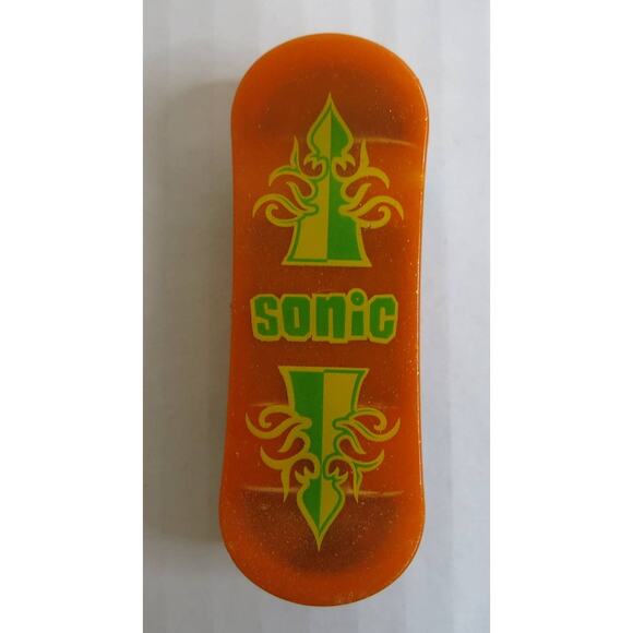 SONIC DRIVE IN Skateboards and Magnetic Skaters 5 Pieces Action Figures 2005 - Picture 5 of 10